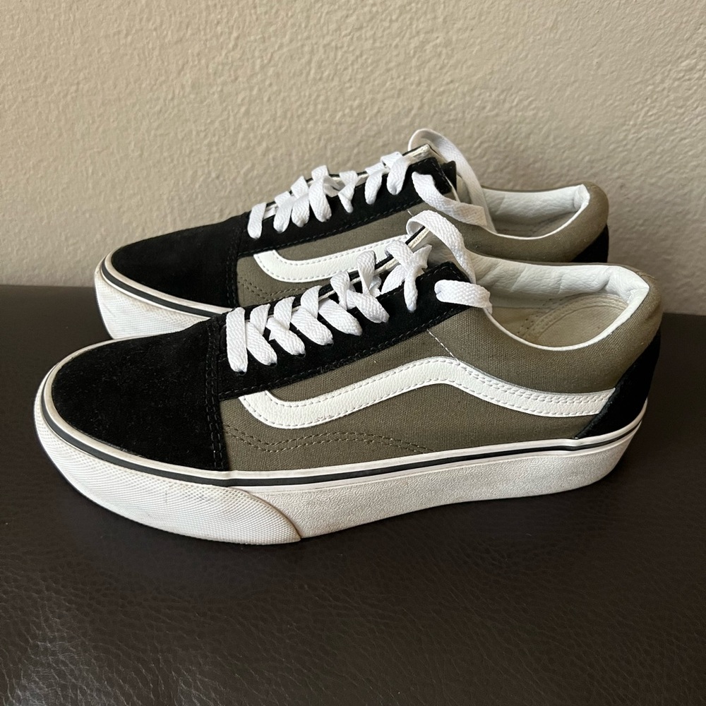 Vans sneakers